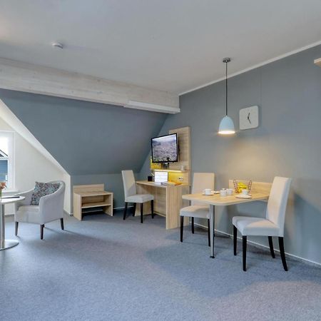 Amazing Apartment In Dagebuell With Kitchenette Eksteriør bilde