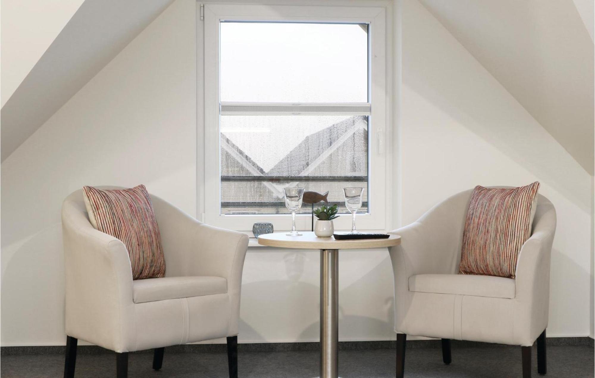 Amazing Apartment In Dagebuell With Kitchenette Eksteriør bilde