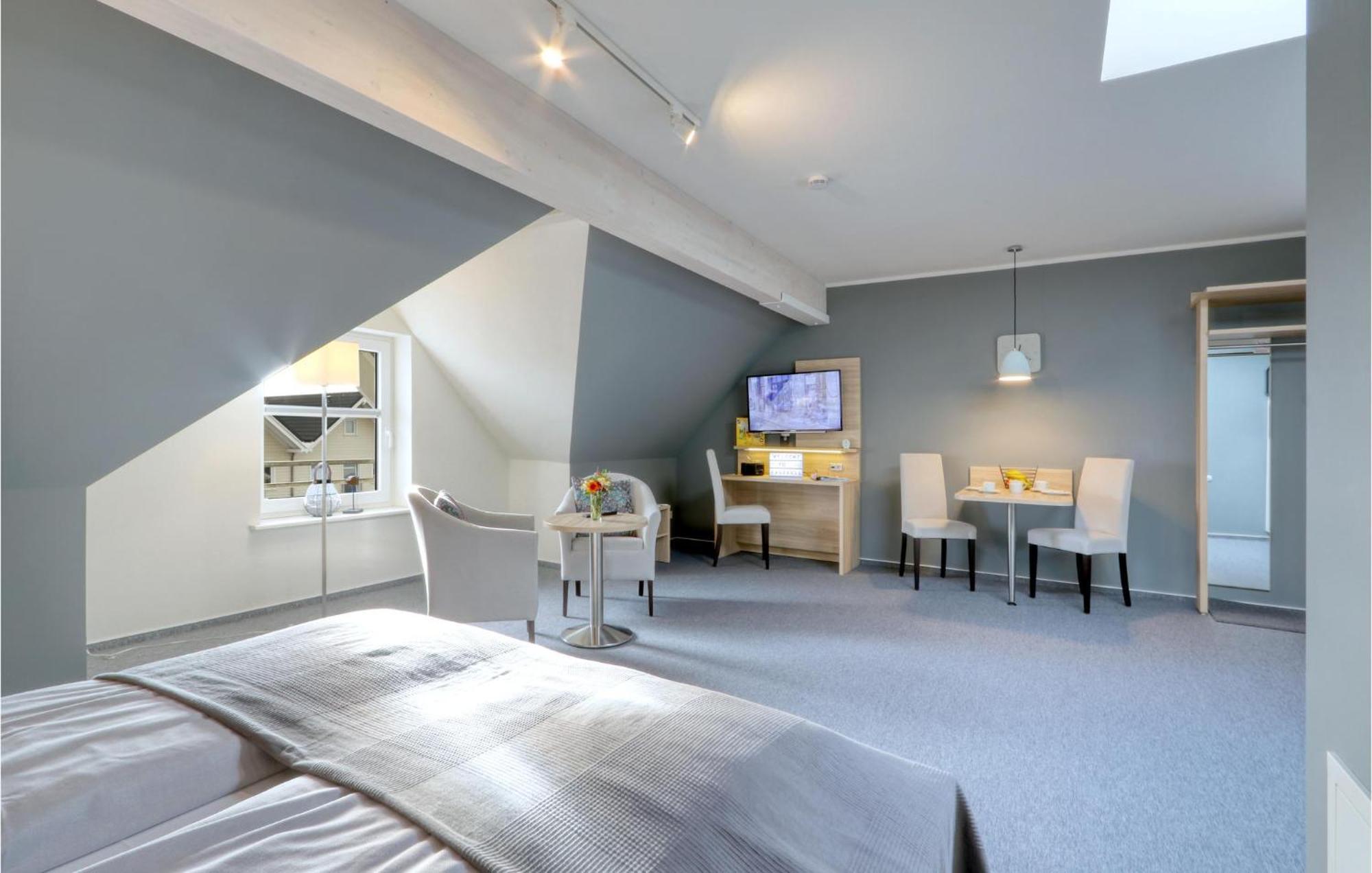 Amazing Apartment In Dagebuell With Kitchenette Eksteriør bilde