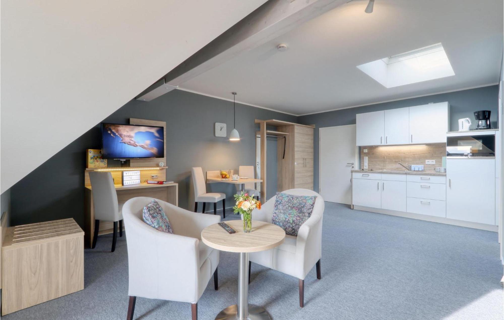 Amazing Apartment In Dagebuell With Kitchenette Eksteriør bilde