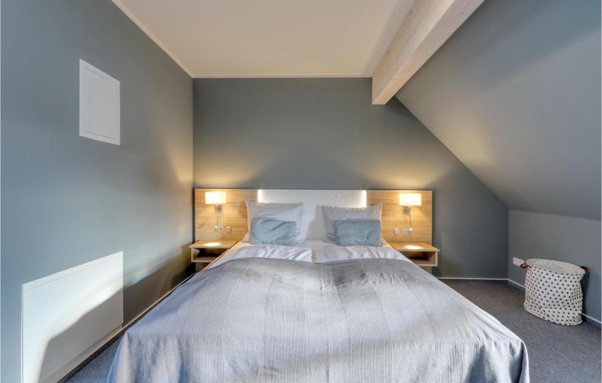 Amazing Apartment In Dagebuell With Kitchenette Eksteriør bilde