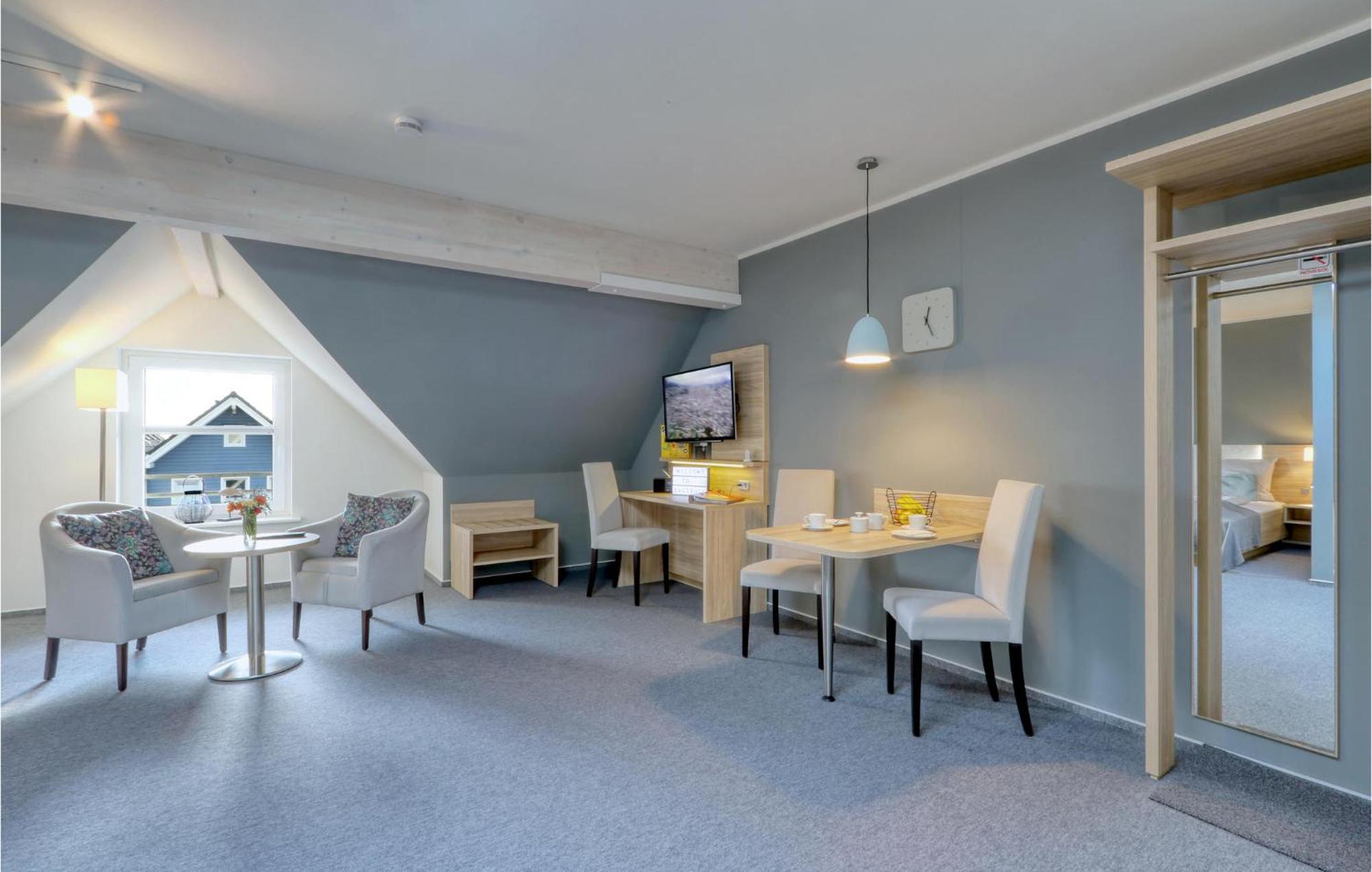 Amazing Apartment In Dagebuell With Kitchenette Eksteriør bilde